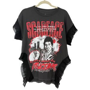 Scarface Tony Montana Ruffle Graphic T Shirt Women’s Large Black Y2K Grunge